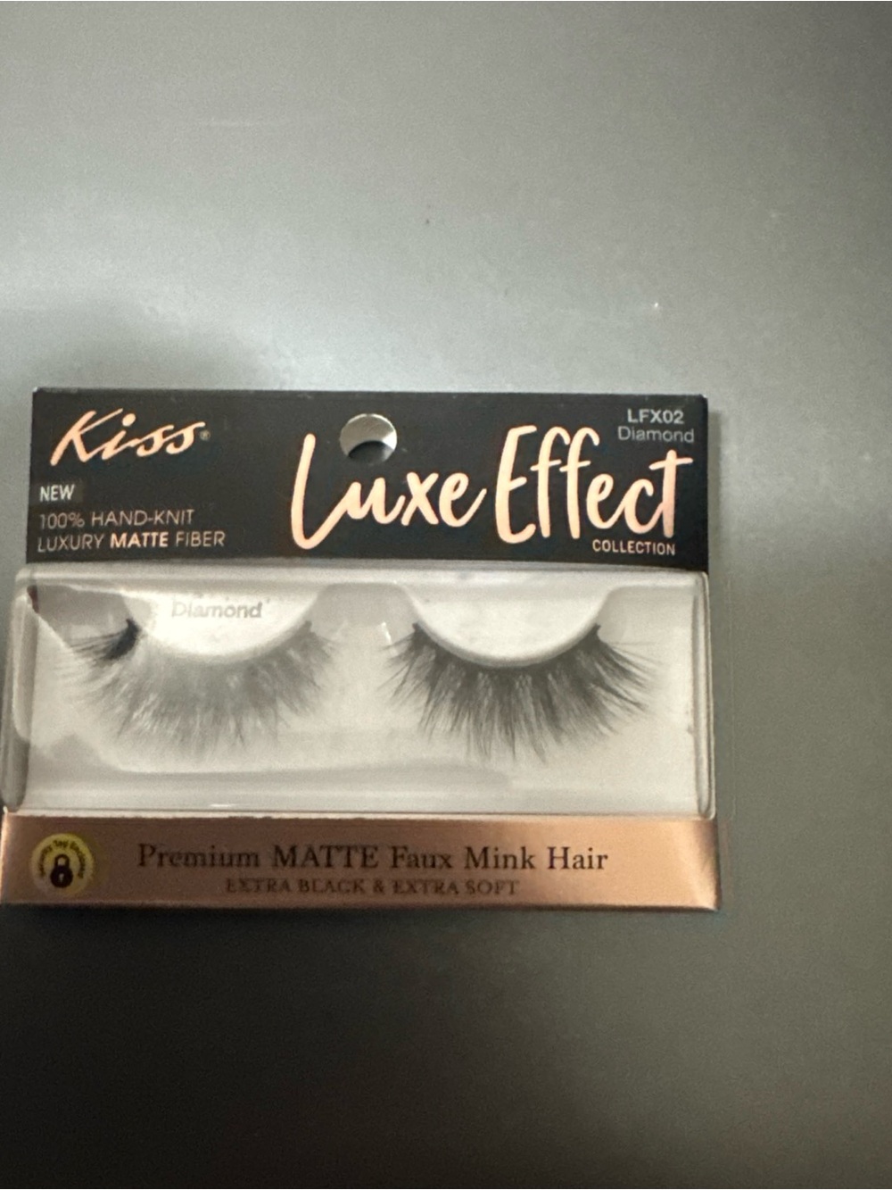 Kiss Luxe Effect Faux Mink Lashes - Black